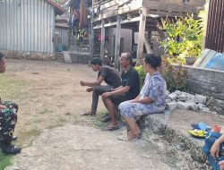 Mempererat Silaturrahmi, Babinsa Koramil 1407-02/Dua Boccoe Melaksanakan Komsos Dengan Warga Desa Binaan