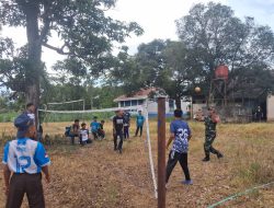 Seru! Babinsa Koramil 1407-14/Libureng Olahraga Sepak Takraw Bersama Pelajar Di Kelurahan Ceppaga