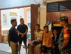 Jaga Kondusivitas Wilayah, Babinsa Kodim 1407/Bone Laksanakan Patroli Kamtibmas Terpadu
