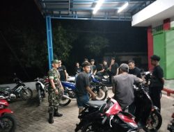 Patroli Malam Berkelas : Babinsa Kodim 1407 Hadir Di Tengah Keramaian Milenial Bone