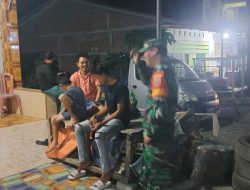 Menembus Dinginnya Malam, Babinsa Bone Pastikan Setiap Jengkal Wilayah Aman Terkendali