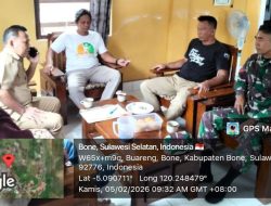Perkokoh Kerjasama Lintas Sektor : Aksi Komsos Babinsa Koramil 1407-18/Kajuara Di Kantor Desa Buareng