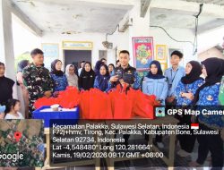 Babinsa Palakka Kodim 1407/Bone Dampingi Kegiatan Penyaluran Nutrisi Gratis Bagi Balita Di Desa Tirong