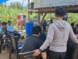 Anggota Koramil 1407-08/Lamuru Kab. Bone Perkokoh Jaring Teritorial Lewat Komunikasi Sosial Di Mattampawalie