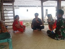 Babinsa Koramil 05/Ulaweng Kodim 1407/Bone Bangun Komunikasi Aktif Dengan Masyarakat Teamalala
