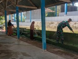 Bersama Warga Cegah Banjir Sejak Dini, Babinsa Koramil 20/Bontocani Normalisasi Saluran Air