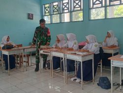 Usai Libur Panjang, Babinsa Koramil 1407-18/Kajuara Kobarkan Semangat Belajar Siswa SMPN 2 Kajuara