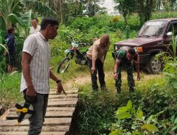 Pastikan Pembangunan Tepat Sasaran, Babinsa Palakka Kodim 1407/Bone Dampingi Pemerintah Desa Survei Lokasi