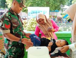 Babinsa Sibulue Kodim 1407/Bone Hadir Di Posyandu : Pastikan Tumbuh Kembang Anak Desa Pattiro Bajo Optimal