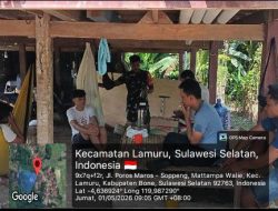 Komsos Babinsa Koramil 08/Lamuru Kodim 1407/Bone Di Desa Mattampa Walie Berjalan Akrab
