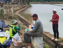 Tingkatkan Sinergitas Di Wilayah Binaan, Babinsa Koramil 1407-19/Kahu Sambangi Petani Di Kecamatan Kahu