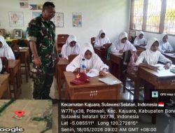 Kawal Mental Generasi Penerus, Babinsa Koramil Kajuara Kodim Bone Kobarkan Semangat Patriotisme Murid SD
