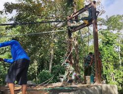 Kebut Pengerjaan, Kodim 1407/Bone Masuki Tahap Pemasangan Tali Sling Baja Jembatan Garuda