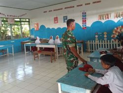 Babinsa Koramil Tellusiatinge Kodim 1407/Bone Beri Motivasi, Siswa SDN 73 Lappa E Makin Semangat Belajar