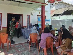 Tekan Risiko Karhutla, Babinsa Ramil Tanete Riattang Gencar Sosialisasikan Pencegahan Kebakaran Kepada Warga Tibojong
